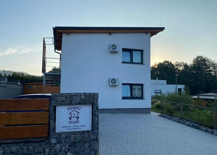 Familyfithouse